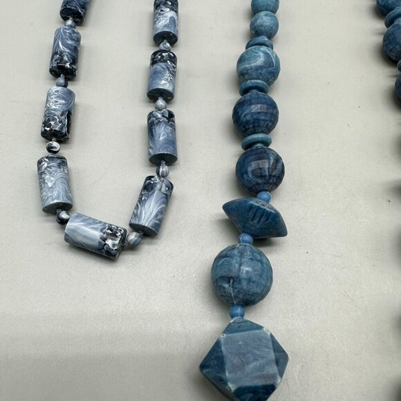 3/$30 Blue Beaded Necklace Lot Mixed Shapes Matte Finish Costume Jewelry - Picture 5 of 13
